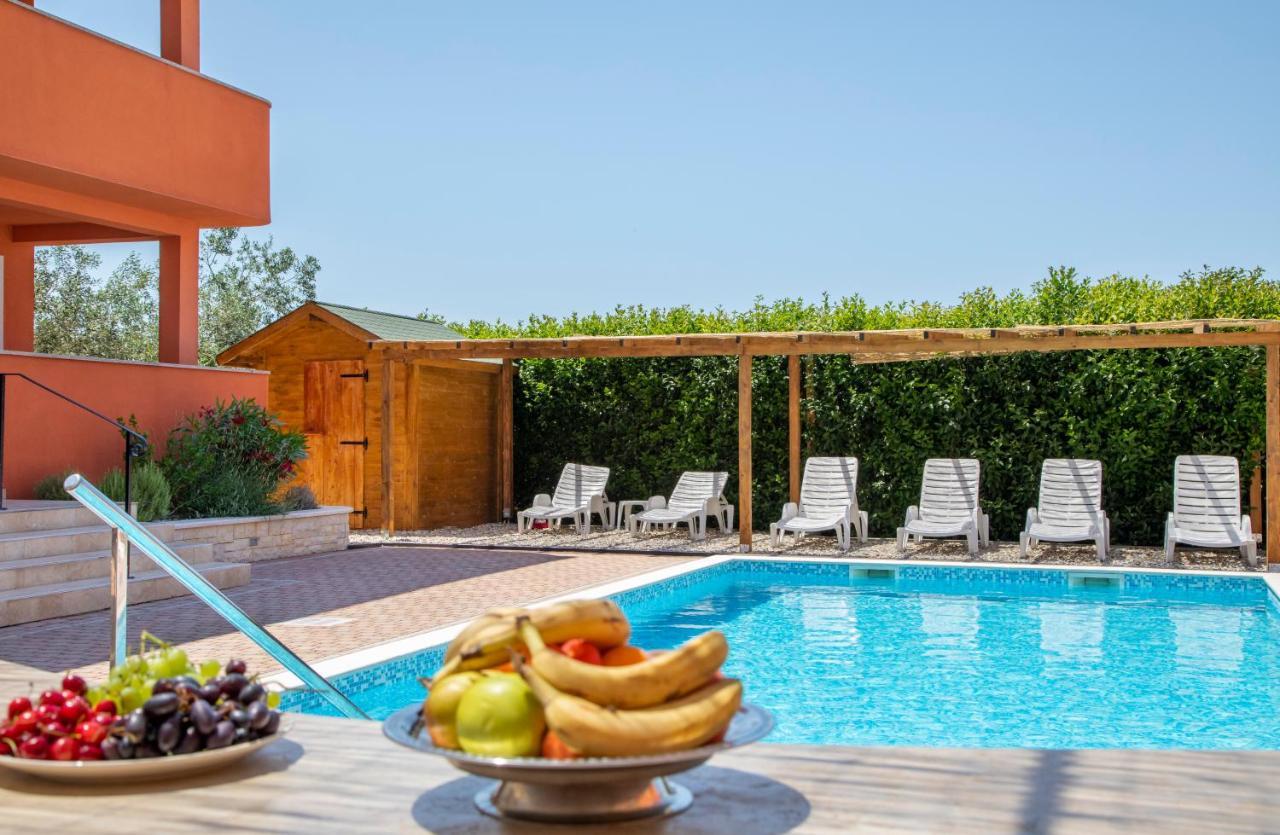 Hotel Natura Vilanija 외부 사진