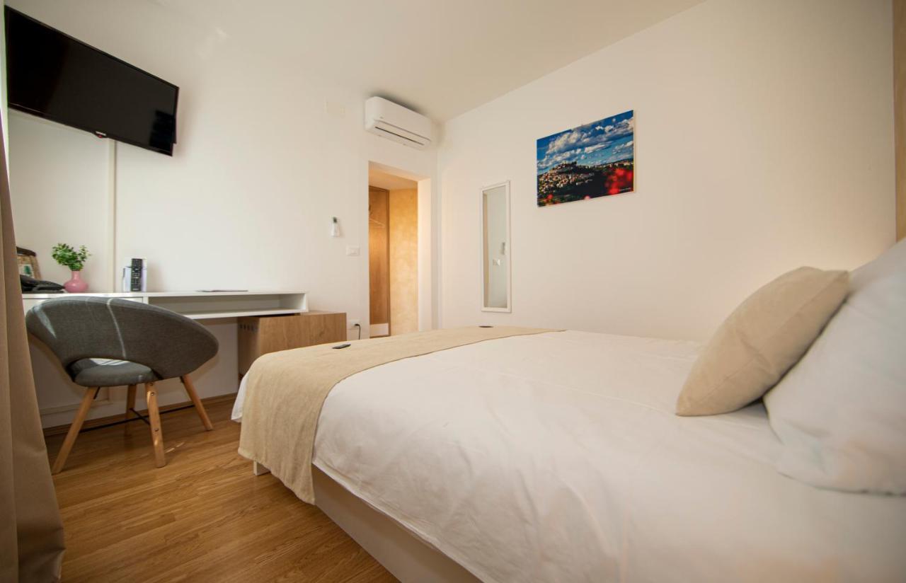 Hotel Natura Vilanija 외부 사진