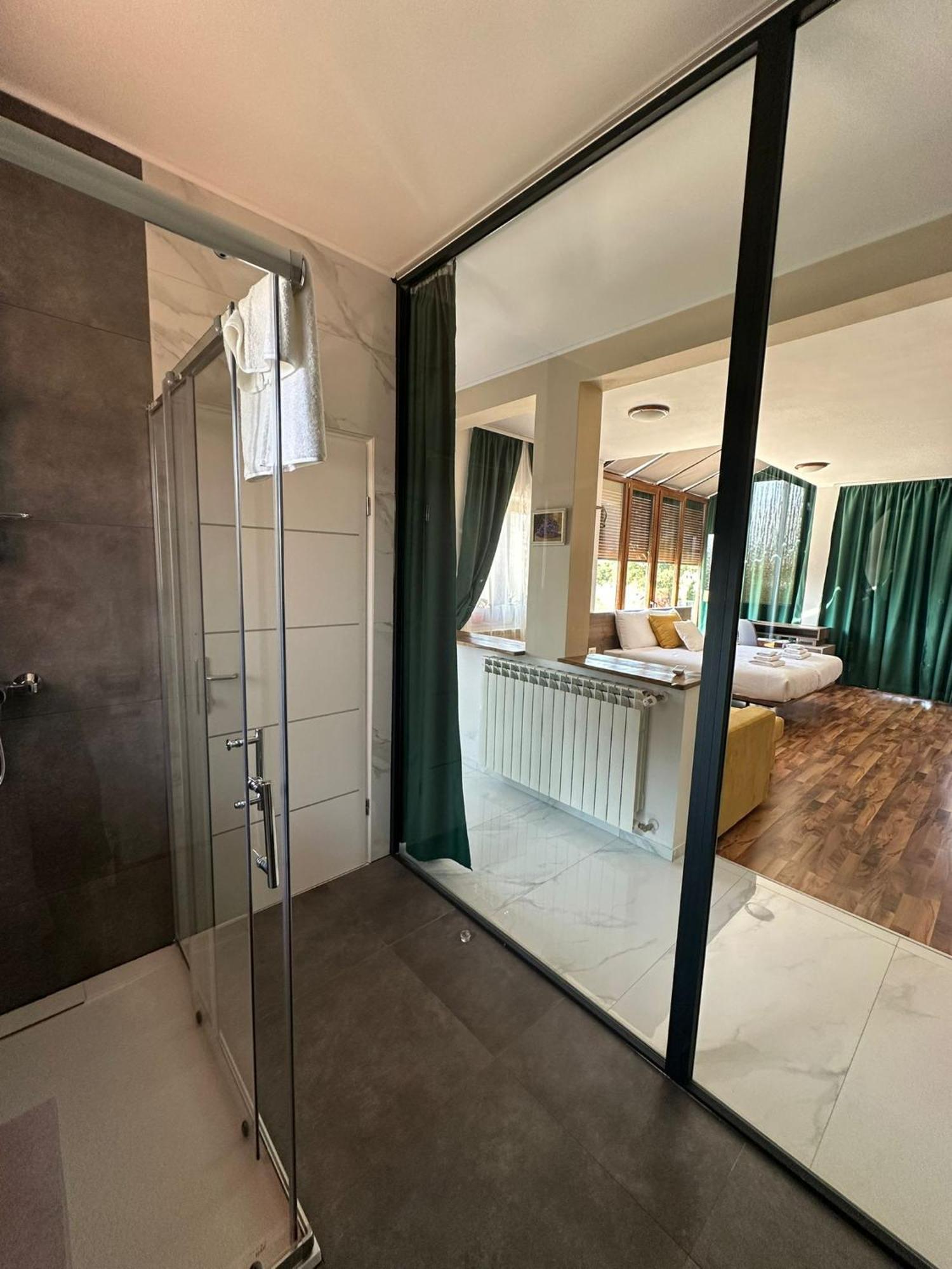 Hotel Natura Vilanija 외부 사진
