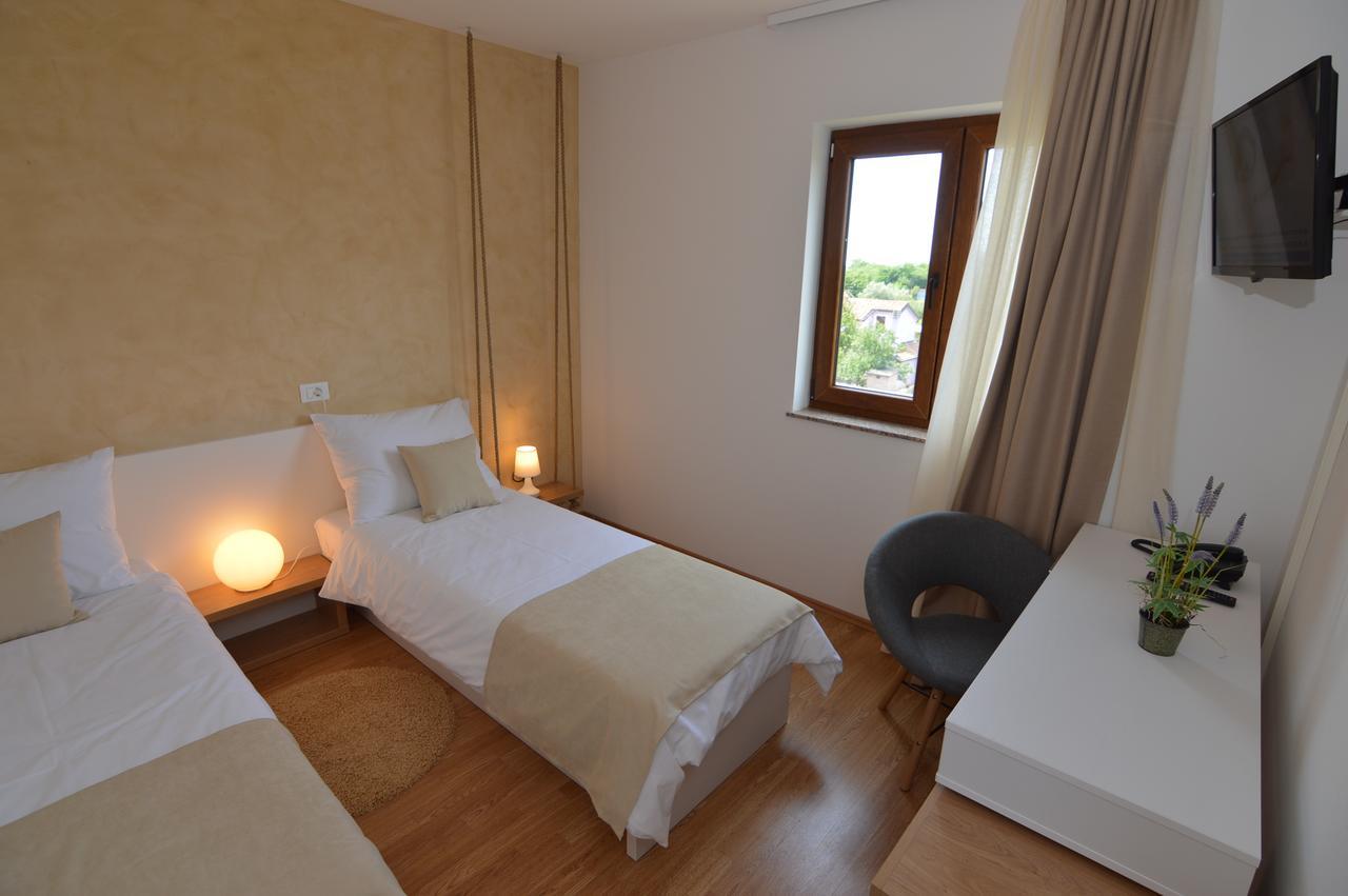 Hotel Natura Vilanija 외부 사진